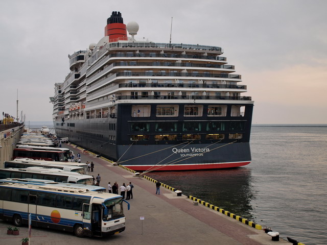 Одессу посетил один из крупнейших круизных лайнеров в мире
